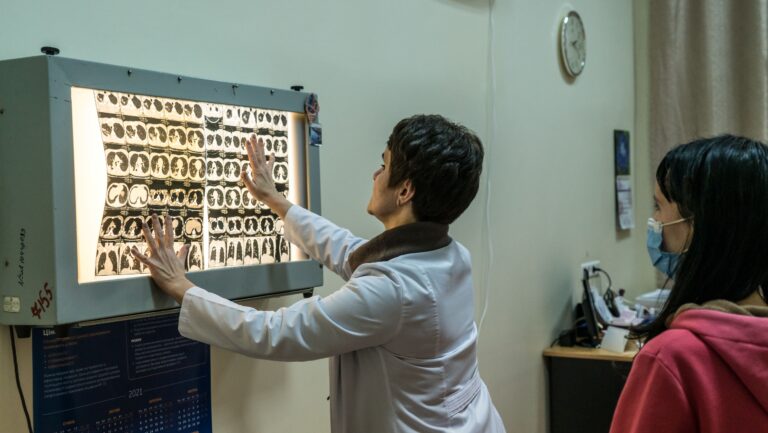 Doctors assess lung scans for signs of TB